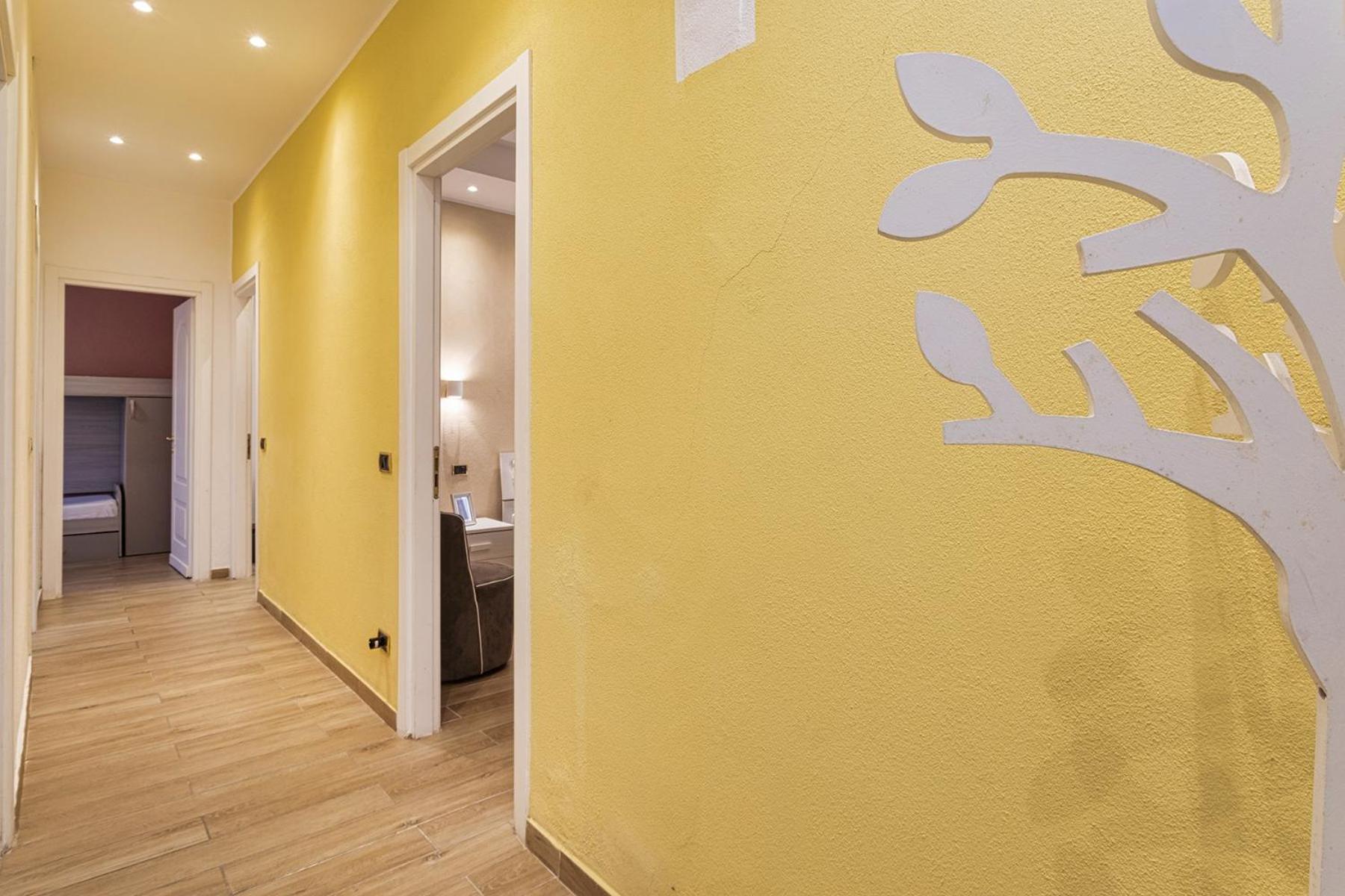 Apartment Modern With Patio In By Wonderful Italy *